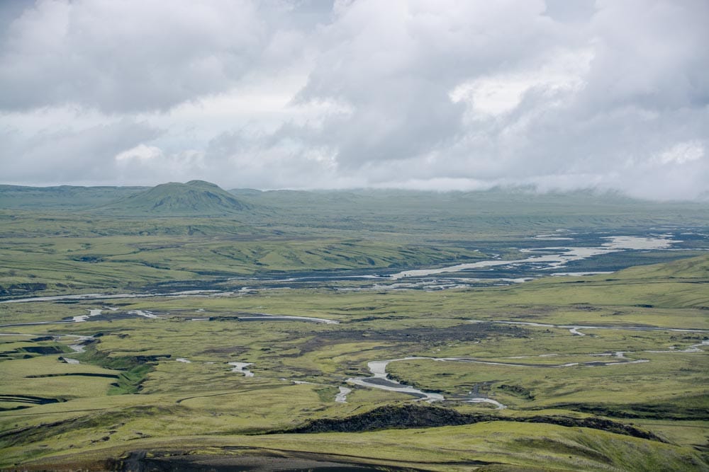Waterfalls, F-Roads and "The Rainbow Mountains"